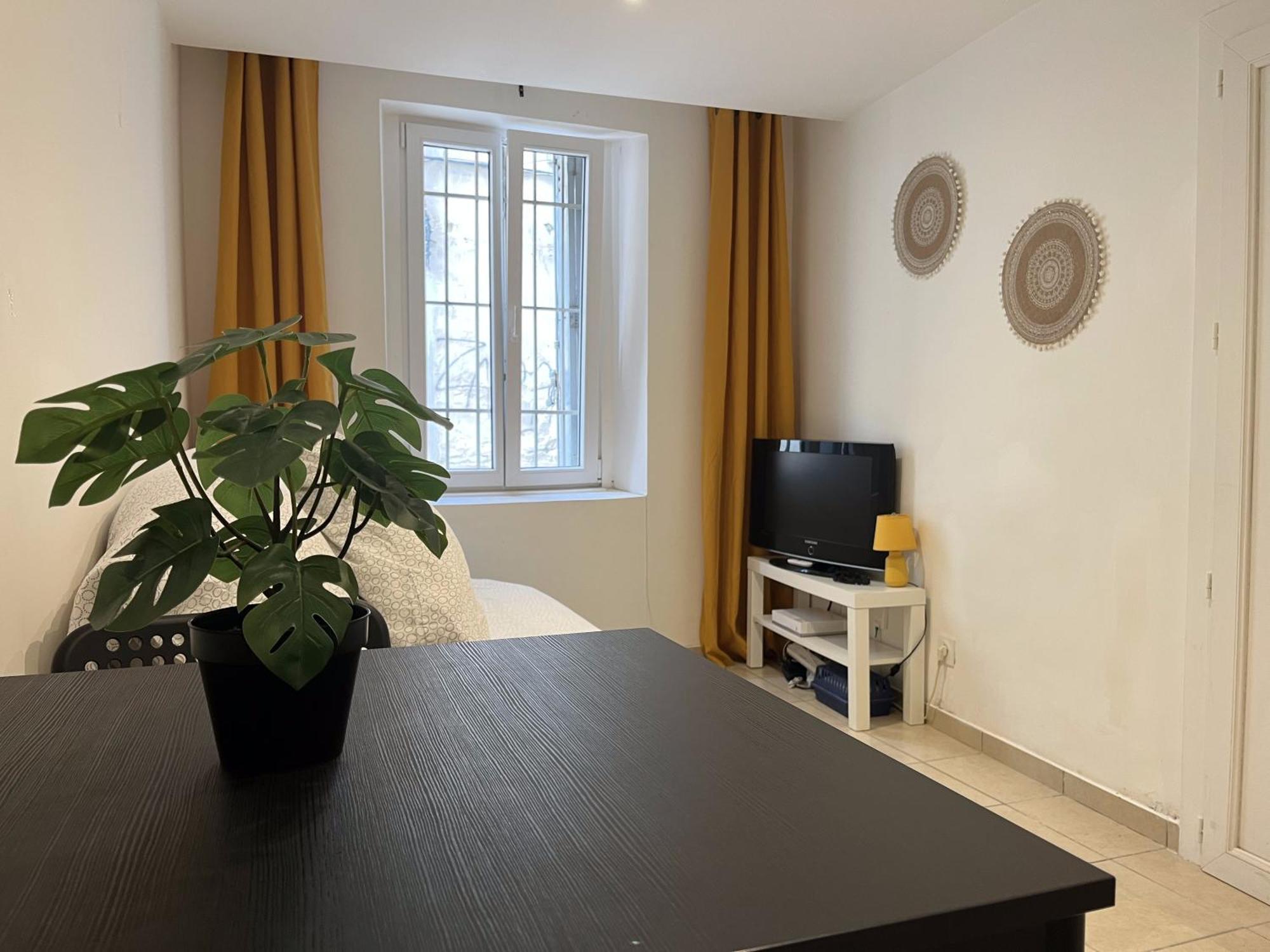 Studio Equipe Confort Proche De Toutes Commodites لا سين سور مير المظهر الخارجي الصورة
